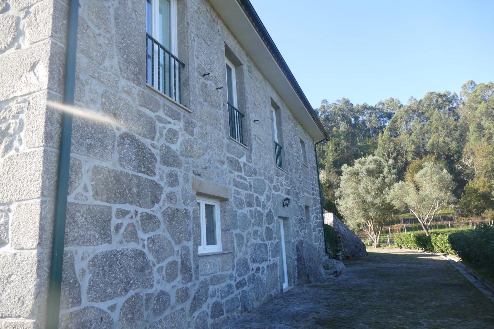 Casa Nos Penedos Guest House Arcos de Valdevez Bagian luar foto